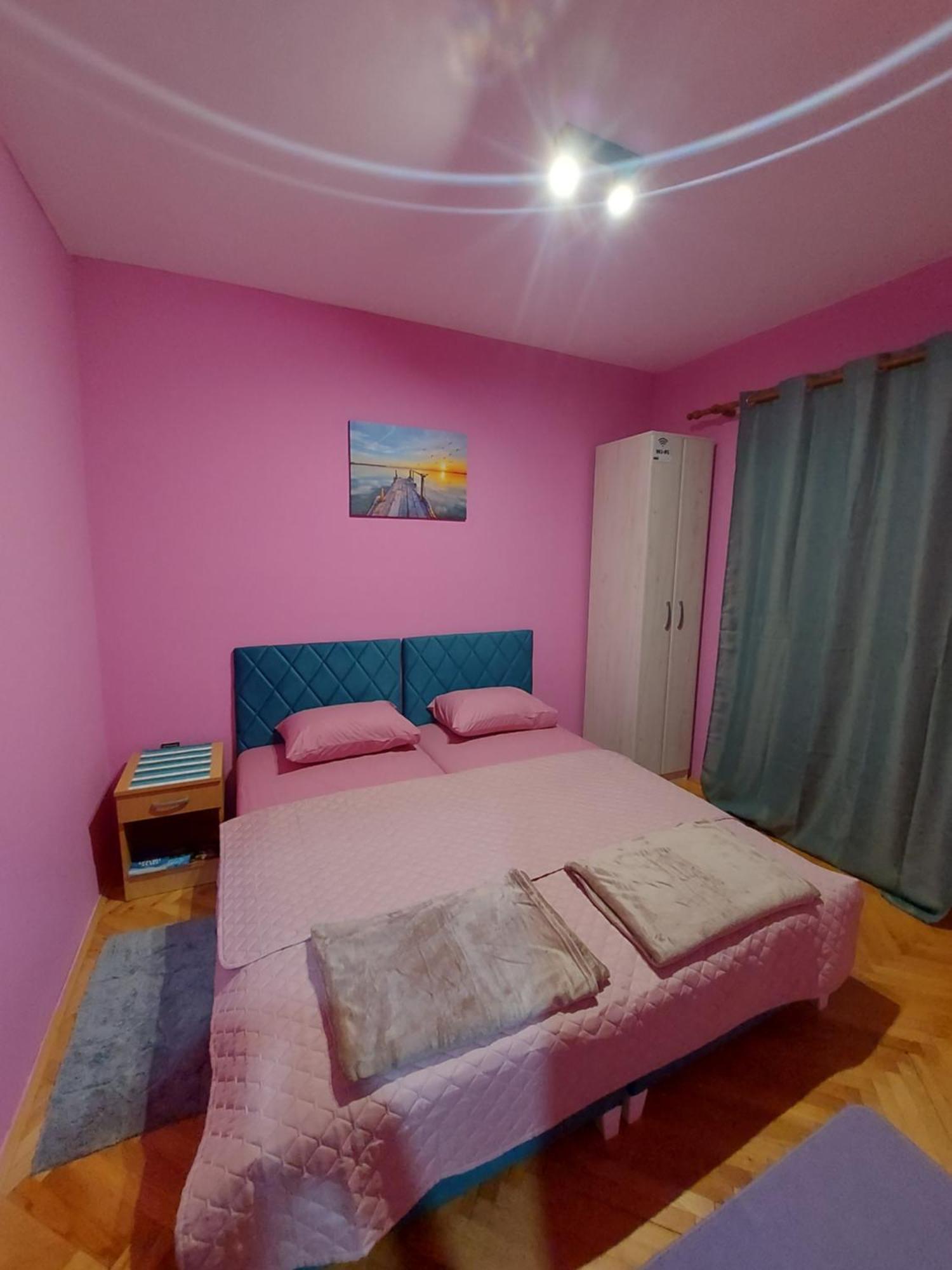 Barcelona Apartments Tivat Exterior foto